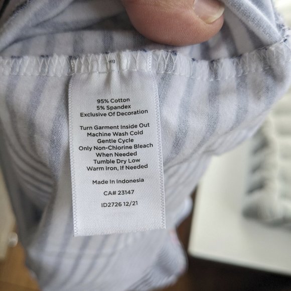 ⭐Talbots striped t-shirt - Picture 8 of 8